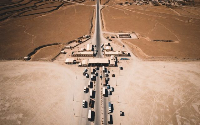 الغارات الأردنية في سوريا تقتل 20 عنصراً من داعش وتدمر مستودع أسلحة